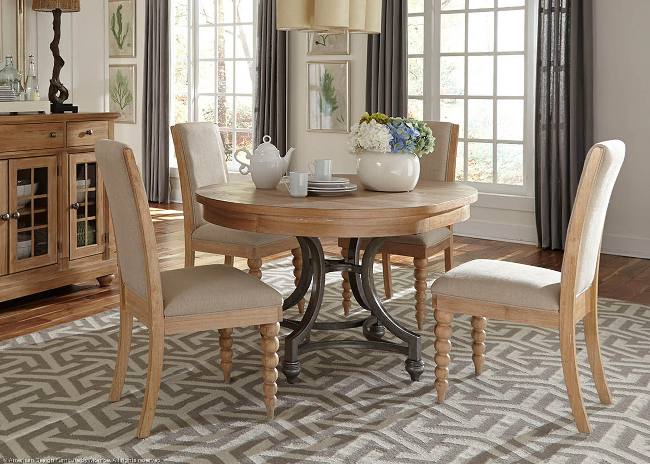 Chesapeake Casual Table Pic 1 (Heading Round Dining Table)